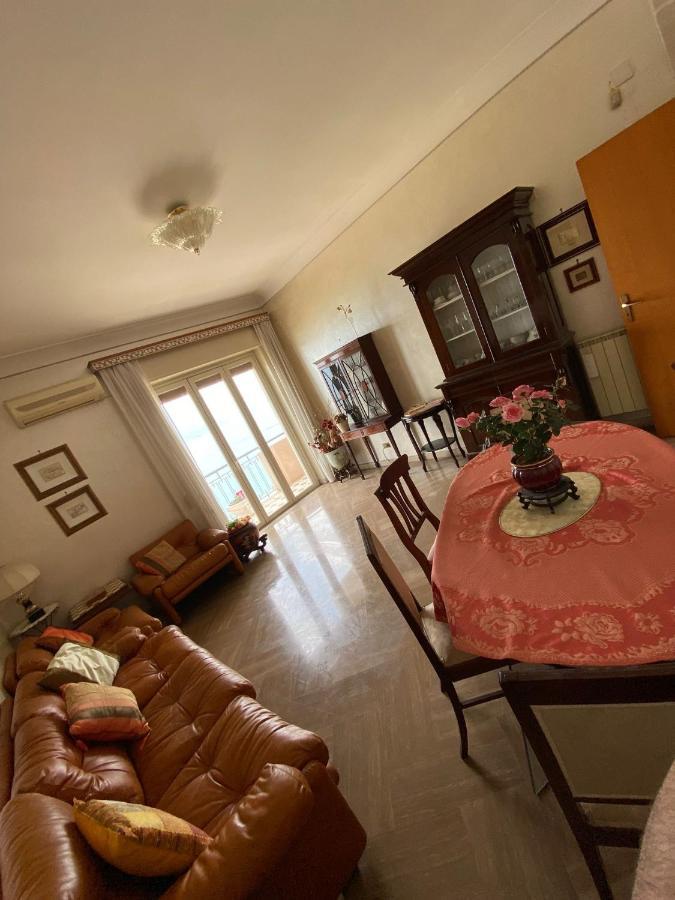 Apartamento La Finestra Sullo Stretto Mesina Exterior foto